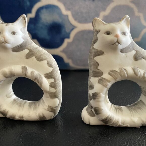 Mary Lake Thompson for Silvestri Porcelain Cat Napkin Rings Holders Set of Two - Picture 3 of 12